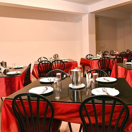 Rufina Palm Bliss Hotel Pelling Buitenkant foto